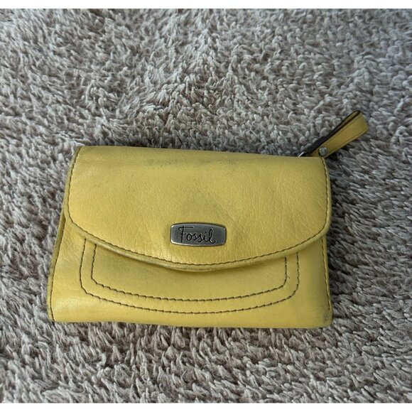 FOSSIL Women's Hanover Yellow Genuine Leather Wallet - Picture 2 of 13